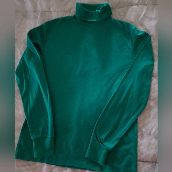 Stylish Women's Turtleneck Bundle - Medium, Red/Pink/Green - Picture 5 of 9